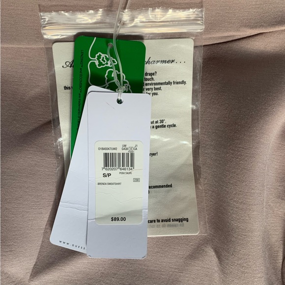 NWT- GUESS- BRENDA SWEATSHIRT- SIZE S - Picture 5 of 6